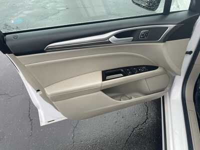 2017 Ford Fusion, $12947. Photo 11