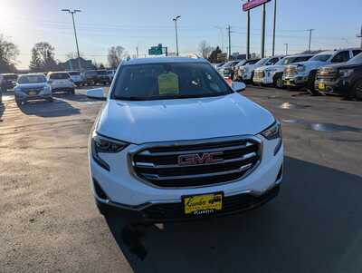 2019 GMC Terrain, $15986. Photo 3