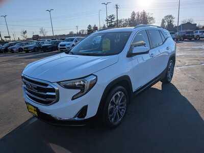 2019 GMC Terrain, $15986. Photo 4