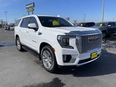 2021 GMC Yukon, $43995. Photo 2