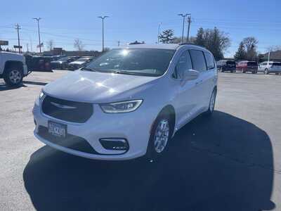 2022 Chrysler Pacifica, $19995. Photo 4