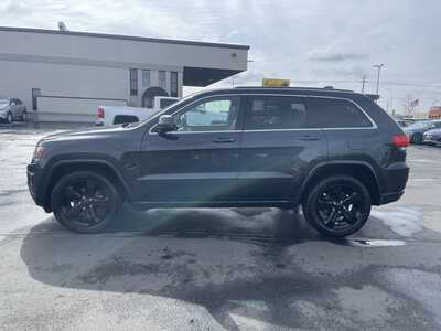 2015 Jeep Grand Cherokee, $13900. Photo 5