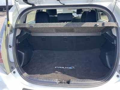 2014 Toyota Prius, $8995. Photo 9