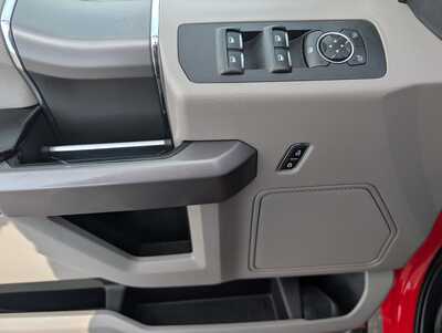 2019 Ford F150 Crew Cab, $23957. Photo 11