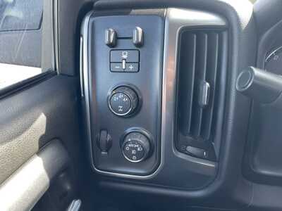 2015 Chevrolet 2500 Reg Cab, $26977. Photo 12