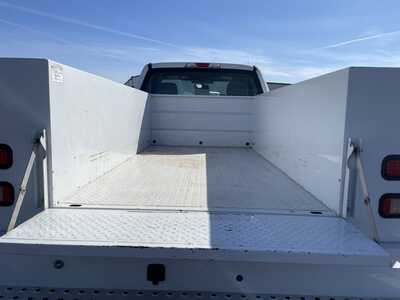 2017 Ford F250 Reg Cab, $26947. Photo 10