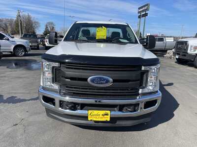 2017 Ford F250 Reg Cab, $26947. Photo 3
