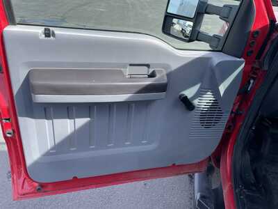 2015 Ford F350 Reg Cab, $33926. Photo 12