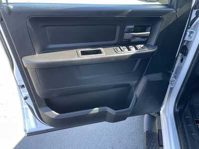 2019 RAM 1500 Crew Cab, $25973. Photo 12