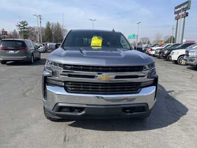 2020 Chevrolet 1500 Crew Cab, $27495. Photo 3