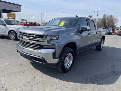 2020 Chevrolet 1500 Crew Cab, $27495. Photo 4