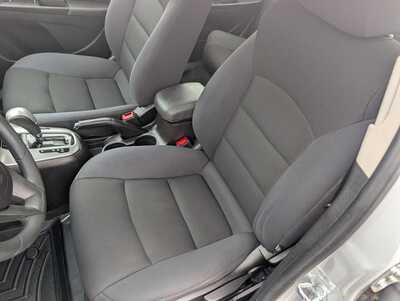 2016 Chevrolet Cruze, $9995. Photo 11