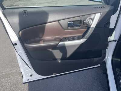 2013 Ford Edge, $12991. Photo 12