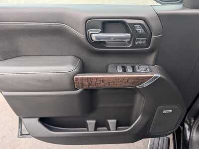 2019 GMC 1500 Crew Cab, $43900. Photo 10