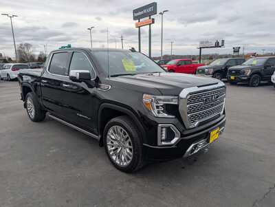 2019 GMC 1500 Crew Cab, $43900. Photo 2