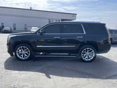 2016 Cadillac Escalade, $31985. Photo 5