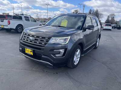 2016 Ford Explorer, $11495. Photo 4