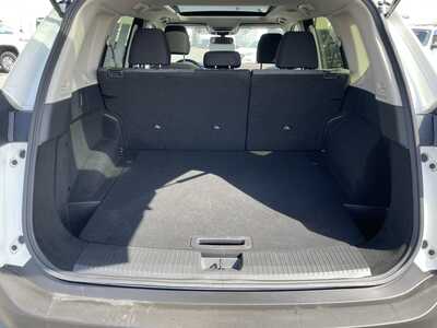 2023 Nissan Rogue, $25947. Photo 10