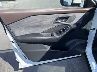 2023 Nissan Rogue, $25947. Photo 12