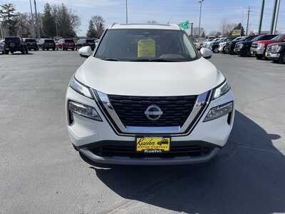 2023 Nissan Rogue, $25947. Photo 3