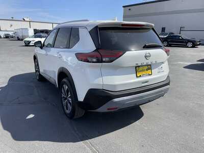 2023 Nissan Rogue, $25947. Photo 7