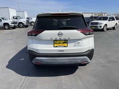 2023 Nissan Rogue, $25947. Photo 8