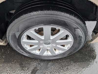 2016 Chrysler Town & Country, $11937. Photo 9