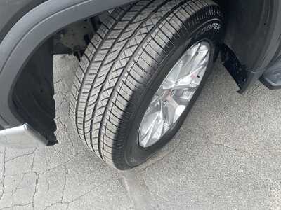 2019 GMC 1500 Crew Cab, $28900. Photo 11