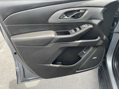 2019 Chevrolet Traverse, $25990. Photo 5