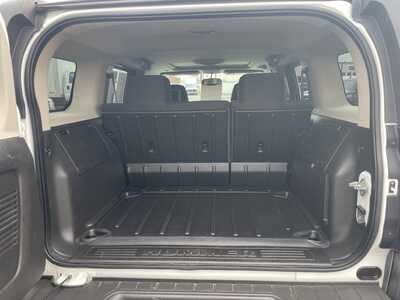 2007 Hummer H3, $12977. Photo 10