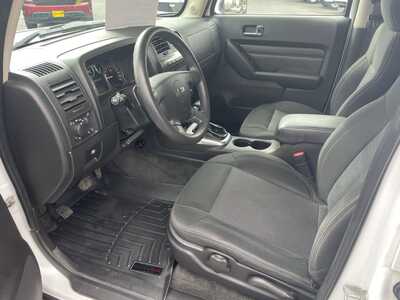 2007 Hummer H3, $12977. Photo 11