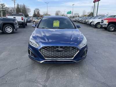 2019 Hyundai Sonata, $16986. Photo 3