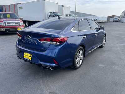 2019 Hyundai Sonata, $16986. Photo 8