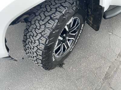 2020 Toyota Tacoma, $39967. Photo 10