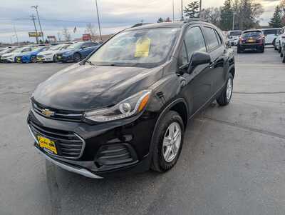 2021 Chevrolet Trax, $11993. Photo 4