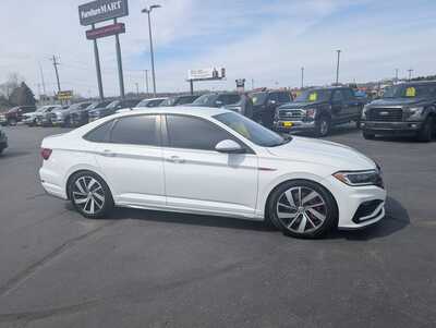 2021 Volkswagen Jetta, $18997. Photo 1