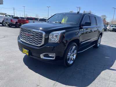 2018 GMC Yukon XL, $24985. Photo 4