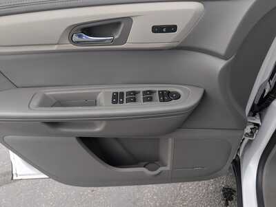 2017 Chevrolet Traverse, $12995. Photo 10
