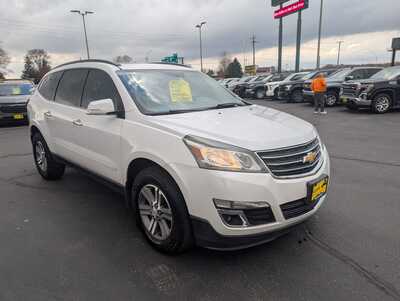 2017 Chevrolet Traverse, $12995. Photo 2