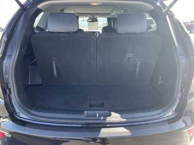 2017 Hyundai Santa Fe, $15337. Photo 9