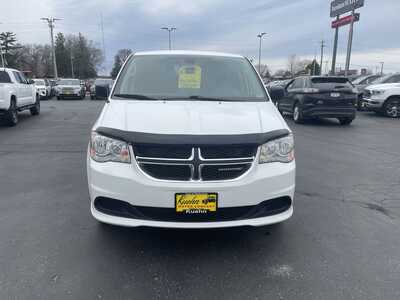 2019 Dodge Grand Caravan, $19987. Photo 3