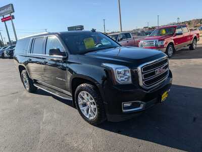 2017 GMC Yukon XL, $9495. Photo 2