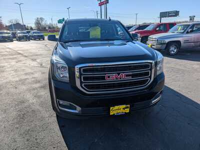2017 GMC Yukon XL, $9495. Photo 3