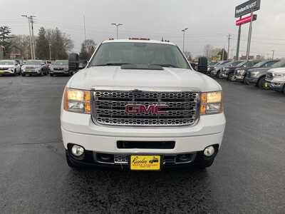 2011 GMC 3500 Crew Cab, $22989. Photo 3