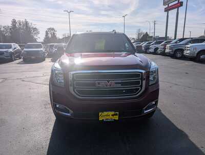 2017 GMC Yukon XL, $23926. Photo 3