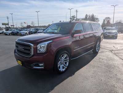 2017 GMC Yukon XL, $23926. Photo 4