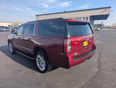 2017 GMC Yukon XL, $23926. Photo 7