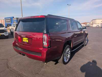 2017 GMC Yukon XL, $23926. Photo 9