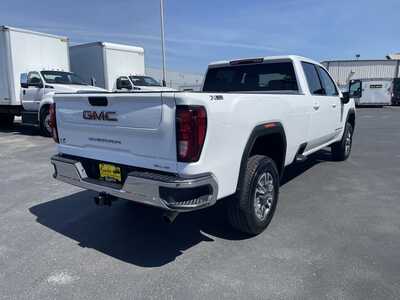 2024 GMC 3500 Crew Cab, $49936. Photo 8