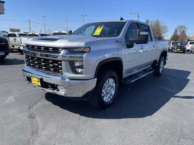2020 Chevrolet 2500 Crew Cab, $37986. Photo 4